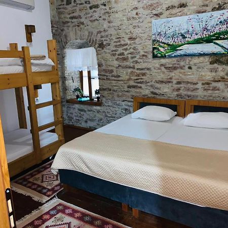 Guest House And Hostel Val-Mar Gjirokaster Luaran gambar