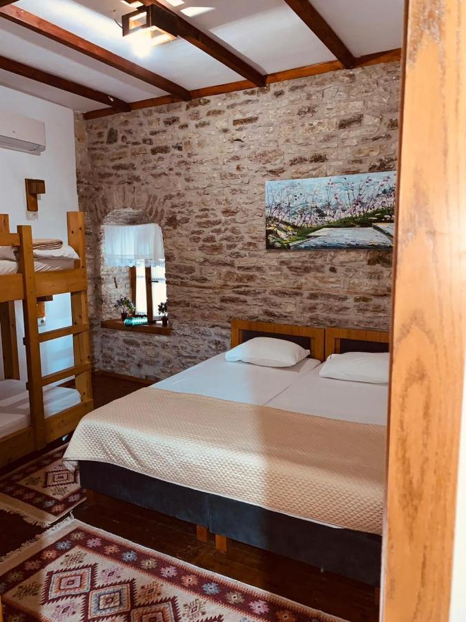Guest House And Hostel Val-Mar Gjirokaster Luaran gambar