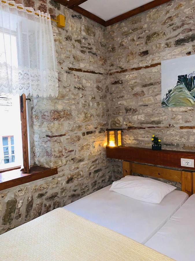 Guest House And Hostel Val-Mar Gjirokaster Luaran gambar