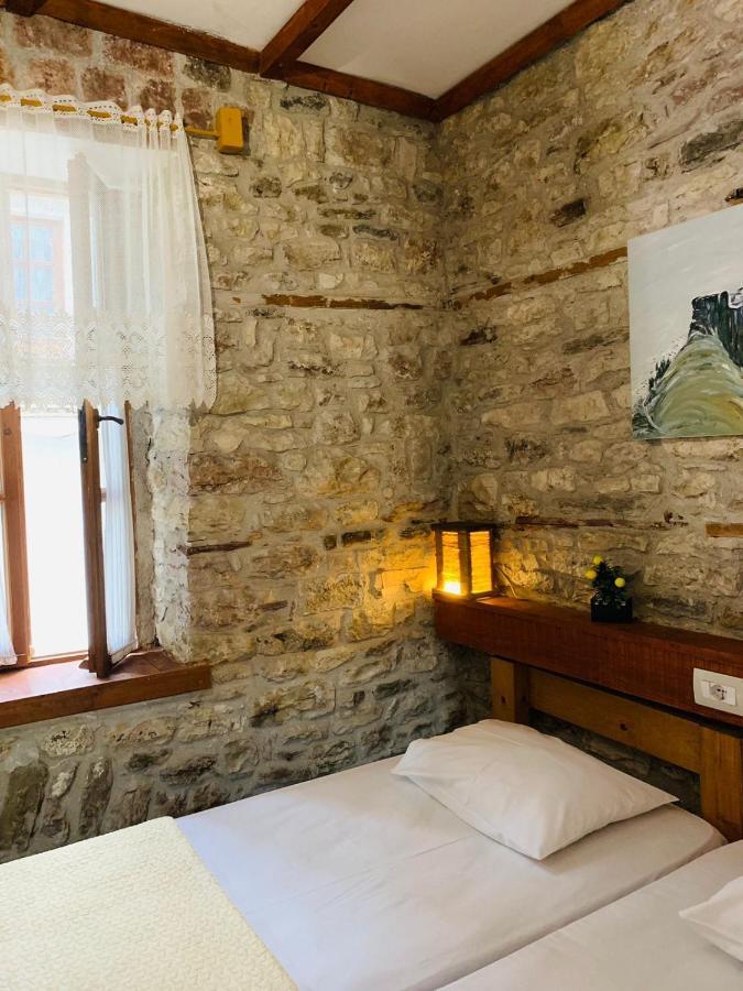 Guest House And Hostel Val-Mar Gjirokaster Luaran gambar