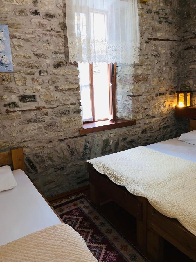Guest House And Hostel Val-Mar Gjirokaster Luaran gambar
