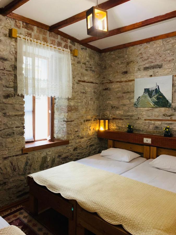 Guest House And Hostel Val-Mar Gjirokaster Luaran gambar