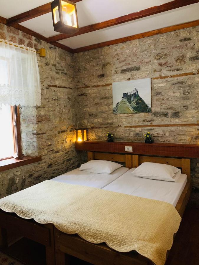 Guest House And Hostel Val-Mar Gjirokaster Luaran gambar