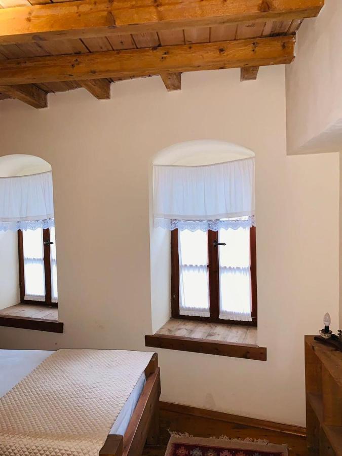 Guest House And Hostel Val-Mar Gjirokaster Luaran gambar