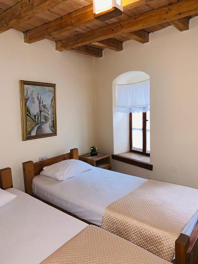 Guest House And Hostel Val-Mar Gjirokaster Luaran gambar