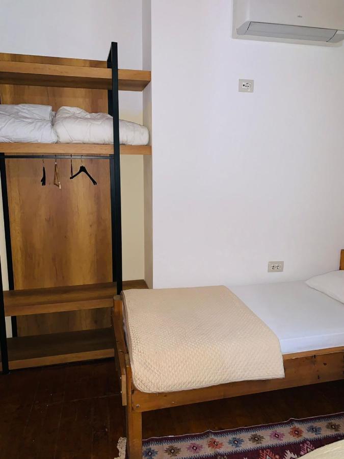 Guest House And Hostel Val-Mar Gjirokaster Luaran gambar
