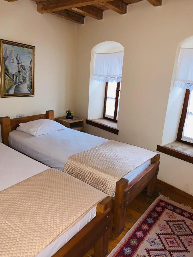 Guest House And Hostel Val-Mar Gjirokaster Luaran gambar